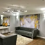Отель Boutique Center 2*