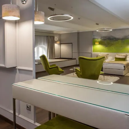Hotel Boutique Center