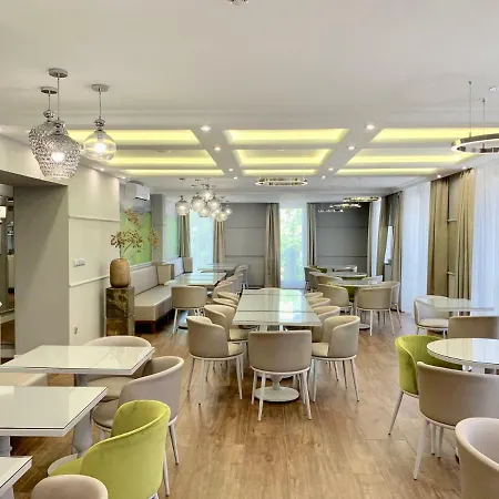 Boutique Center