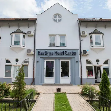 Boutique Center فندق